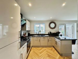 Photo 15- click for photo gallery